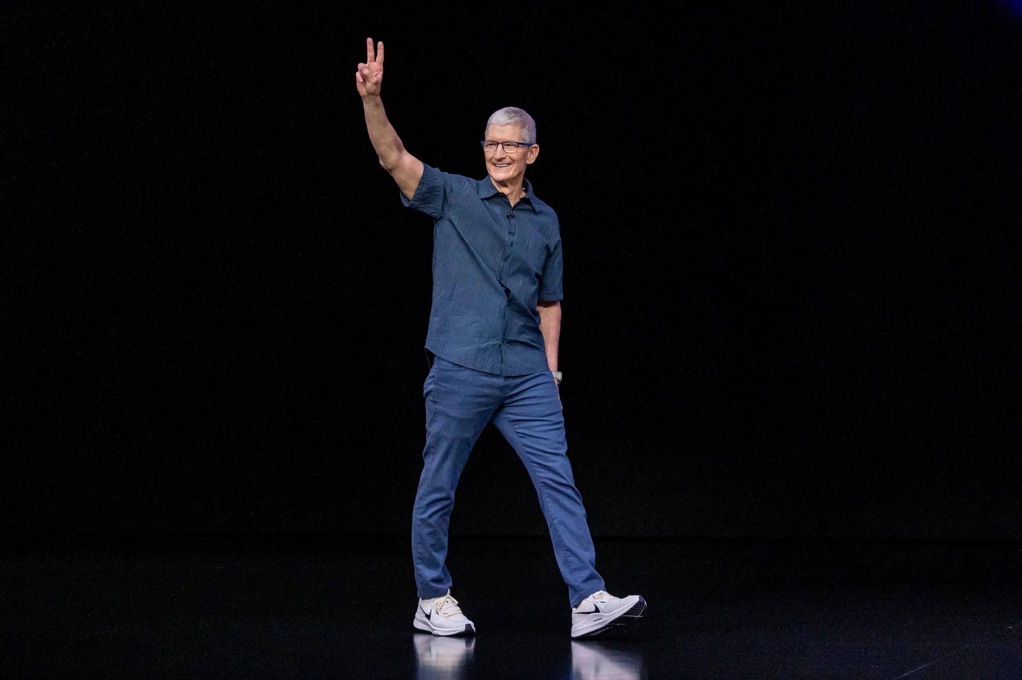 Tim Cook